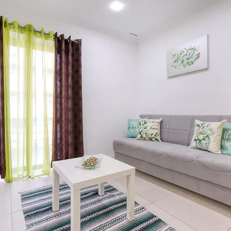 Cosy 2br With Balcony & Sofabed In St Pauls By 360 Estates Διαμέρισμα *