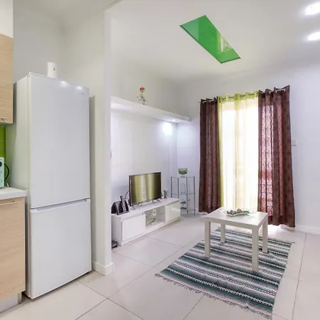 Cosy 2br With Balcony & Sofabed In St Pauls By 360 Estates Apartamento